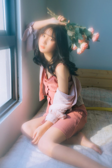 老女人大荫蒂毛茸观看方法